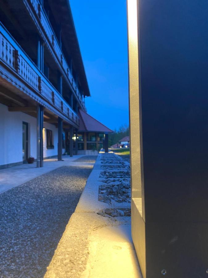Landhotel Moorhof Neuschoenau Exterior photo