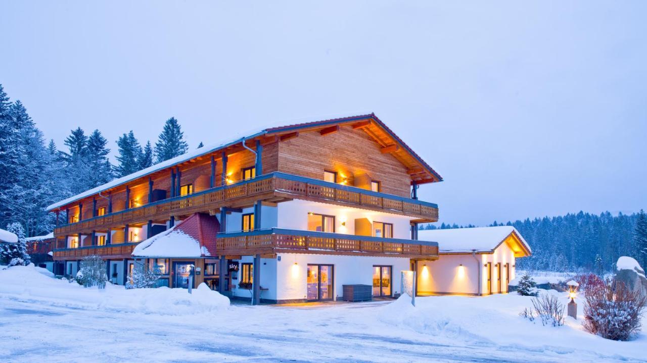 Landhotel Moorhof Neuschoenau Exterior photo