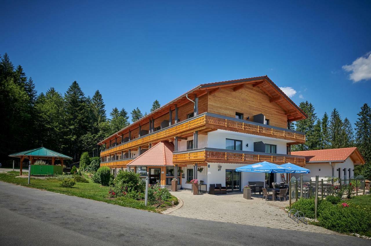 Landhotel Moorhof Neuschoenau Exterior photo